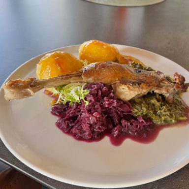 Gans, Klöße, Rotkohl, Grünkohl BIld Gans, Klöße, Rotkohl, Grünkohl